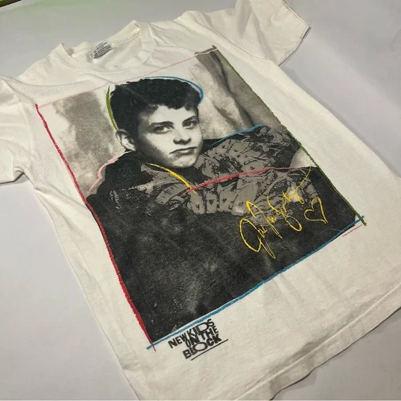 Vintage - New Kids on the Block T-Shirt - Picture 4 of 10